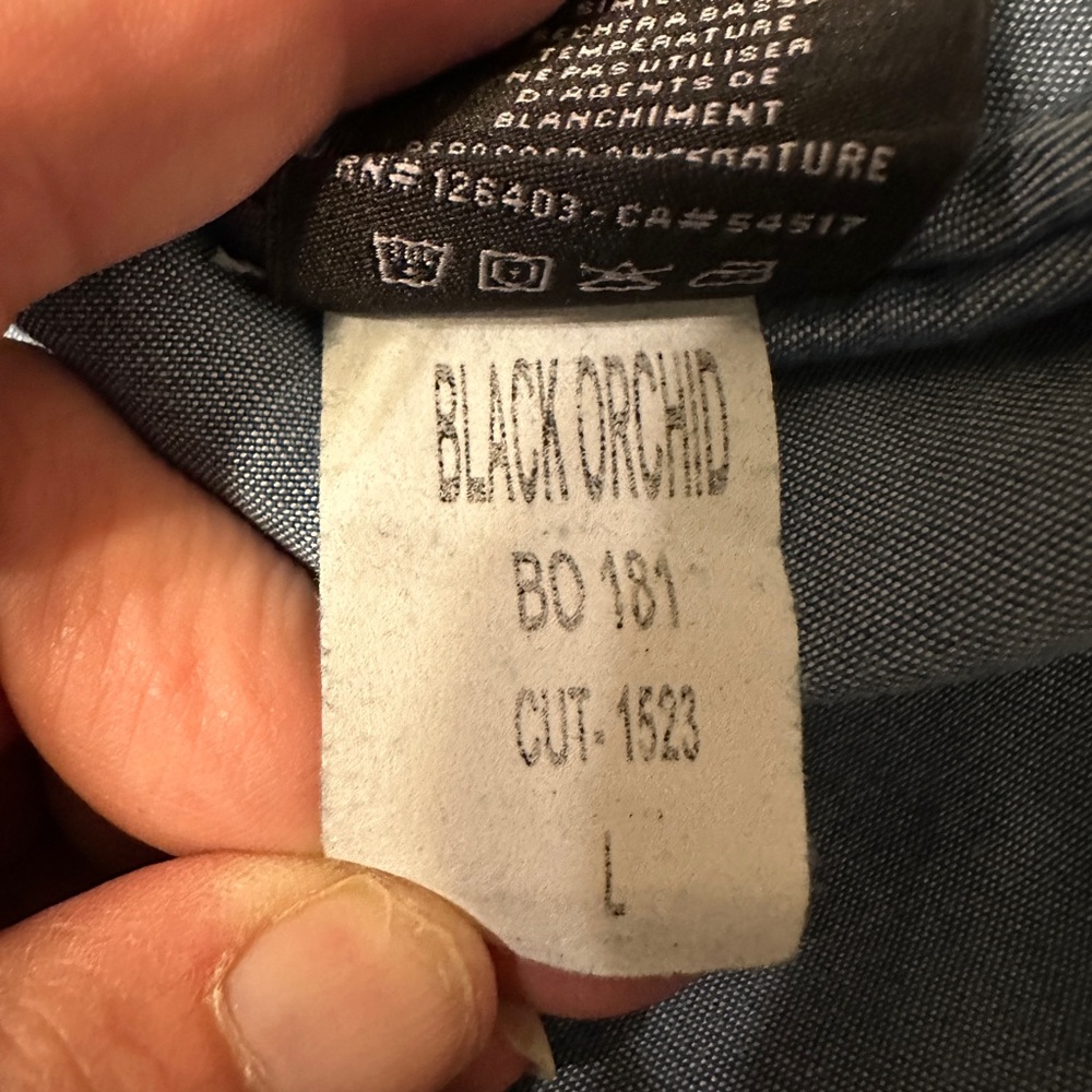 Black Orchid Blue Denim Snap Front Sleeveless Shirt - NWT - Size L - Picture 7 of 14